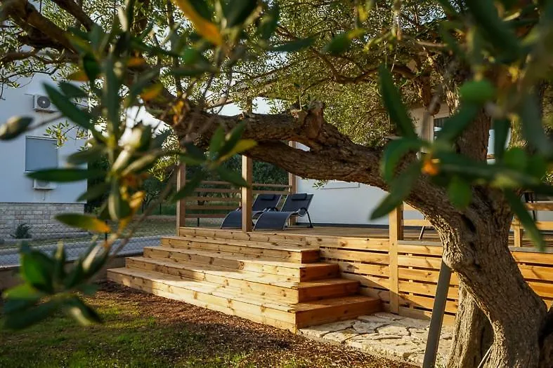 Ferias Mobile Homes Biograd Na Moru Campsite
